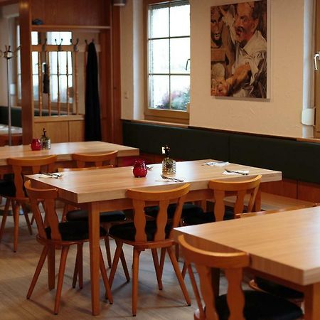 Brauerei Gasthaus Deutscher Kaiser Karlsruhe Exterior photo